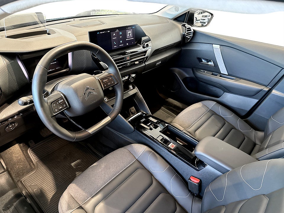 Bild på Citroën C4-X Shine 1.2 PT 131hk Aut B-KAMERA CARPLAY