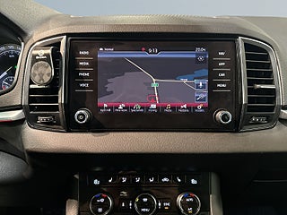Skoda Karoq TDI 4×4 Style Drag Kamera Canton Mvärm Dvärm S/V-hjul – bild 15