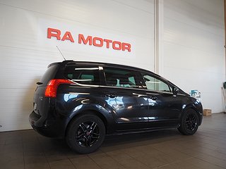 Minibuss Peugeot 5008 5 av 20