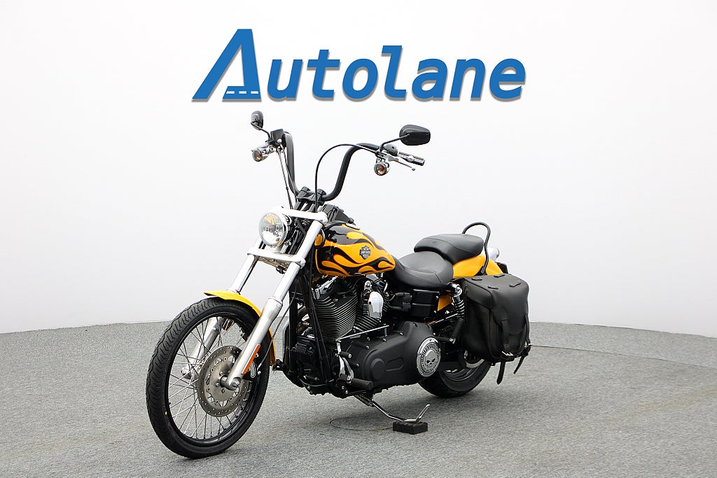 Harley-Davidson Wide Glide *Vance&Hines Nyservad Nya däck