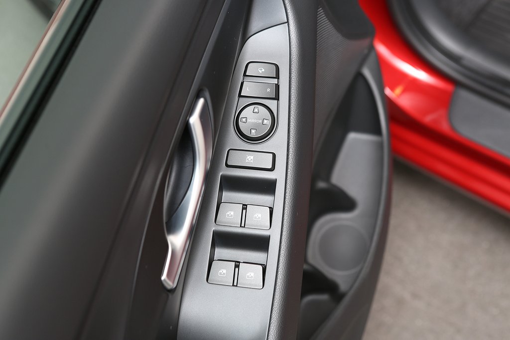 Hyundai i30 Kombi 1.0 T-GDi DCT MHEV Essential | Moms 2025
