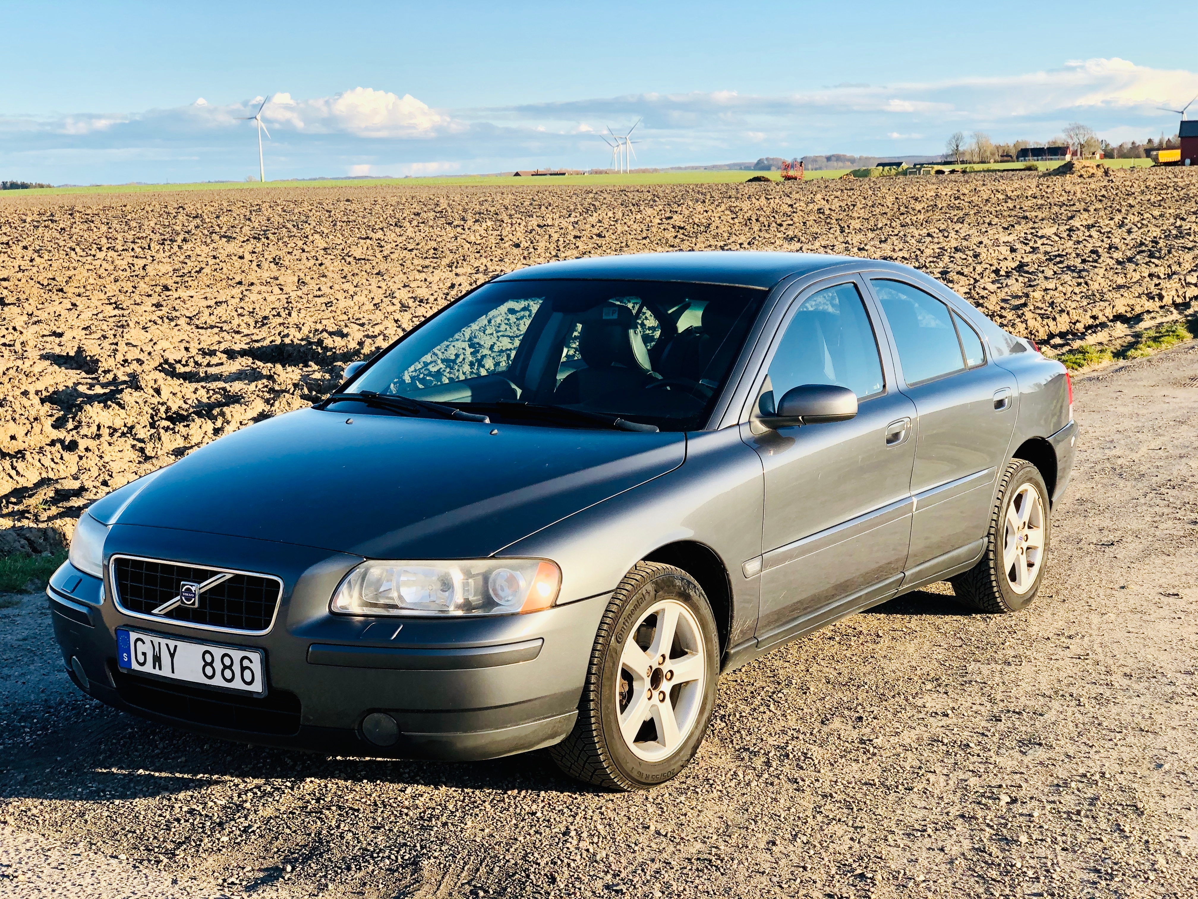 Volvo S60 2.4 888kr ¨Årsskatt Endast 2006, bild 2/39