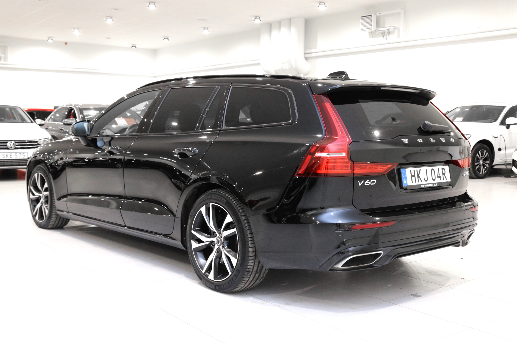 Volvo V60 Recharge T6 AWD R-Design / H/K 2020, bild 5/59