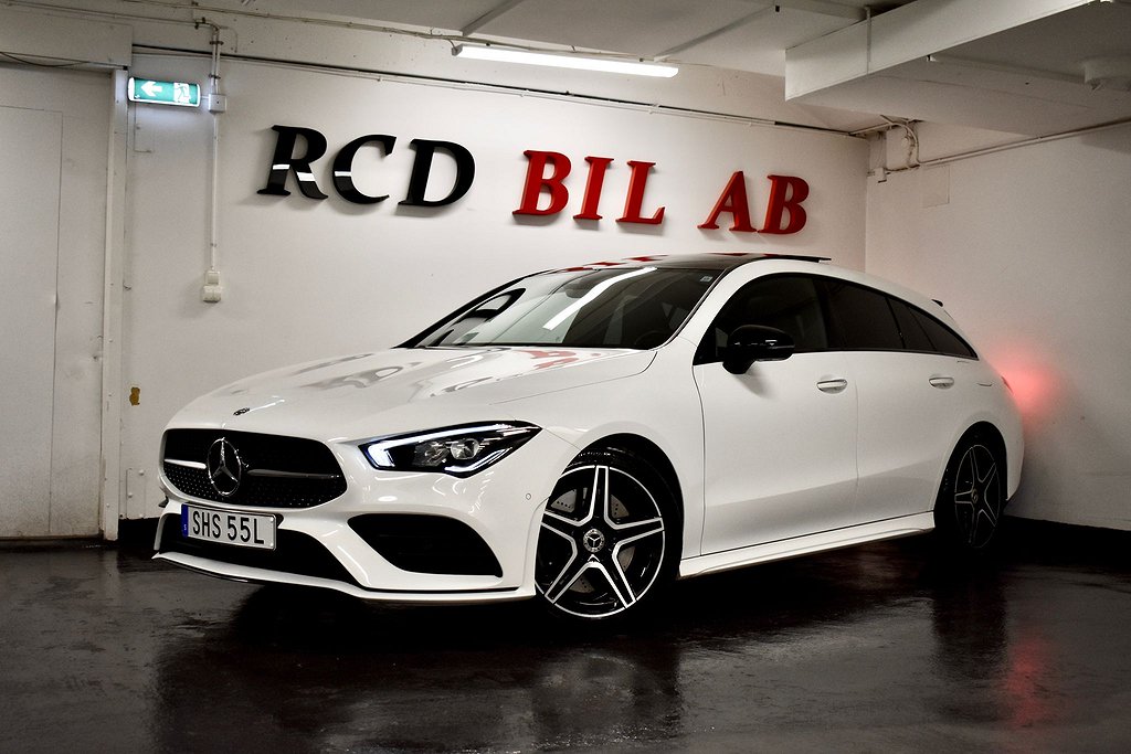 Mercedes-Benz CLA 220 AMG PANORAMA BURMESTER AMBIENT LIGHT 