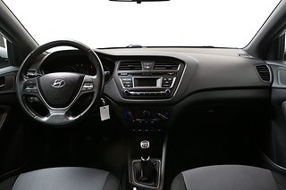 Halvkombi Hyundai i20 17 av 21