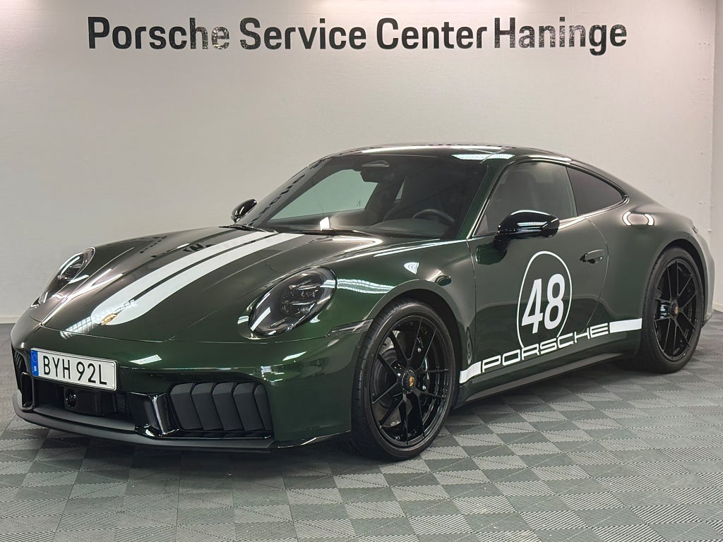 Porsche 911 Carrera 4 GTS 992 2 Carrera 4 GTS