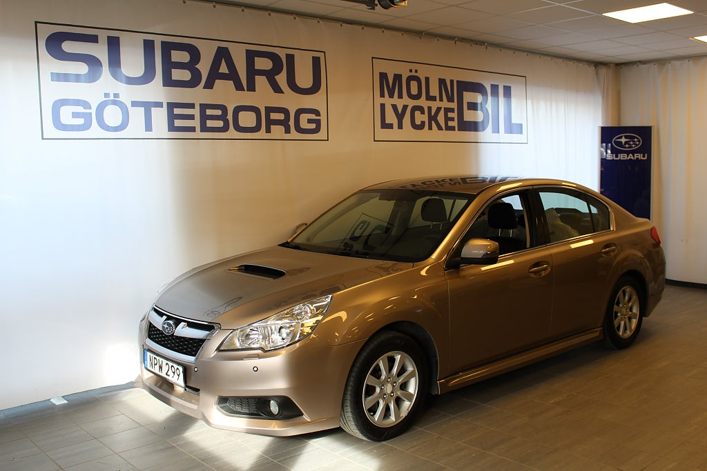 Subaru Legacy 2,0D Business 6MT (150hk) *Drag, Vinterhjul*
