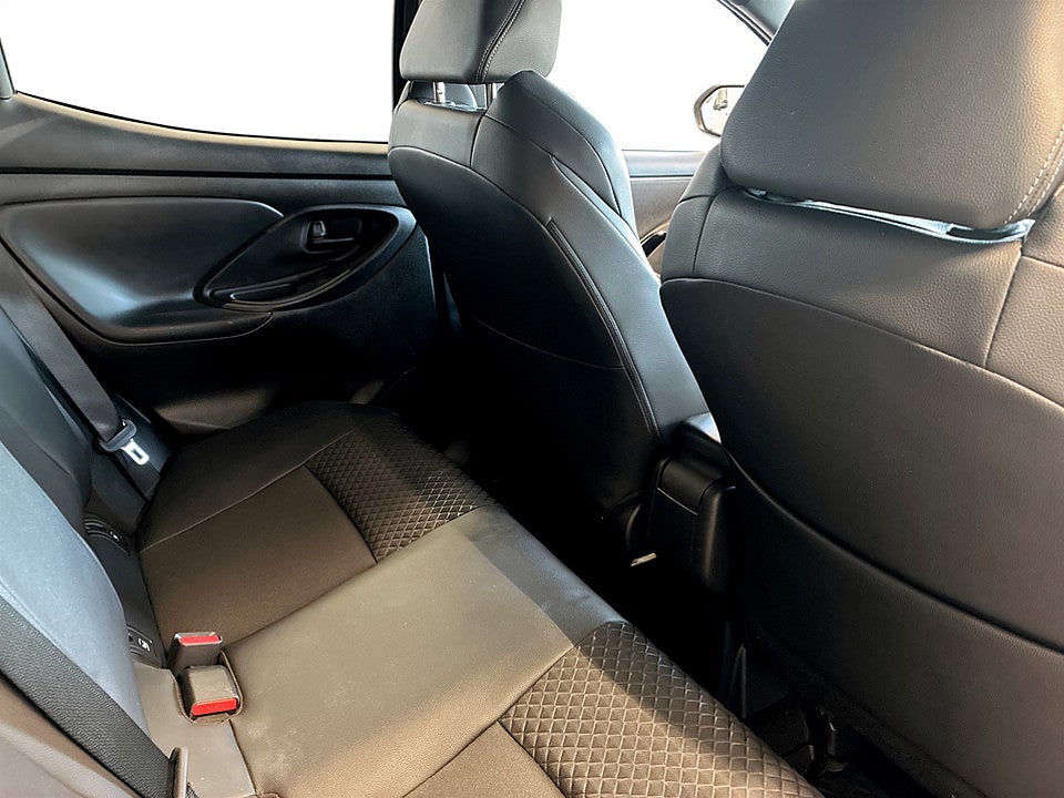 Bild på Toyota Yaris Style Hybrid CVT 116hk Aut B-KAMERA CARPLAY
