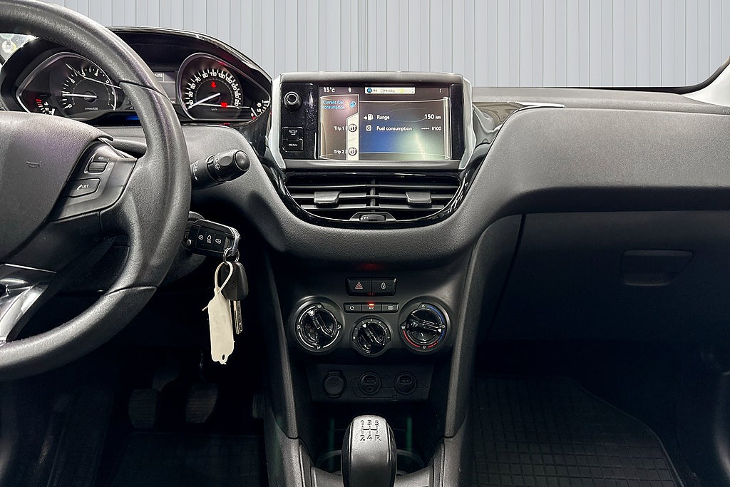 Peugeot 208 2013