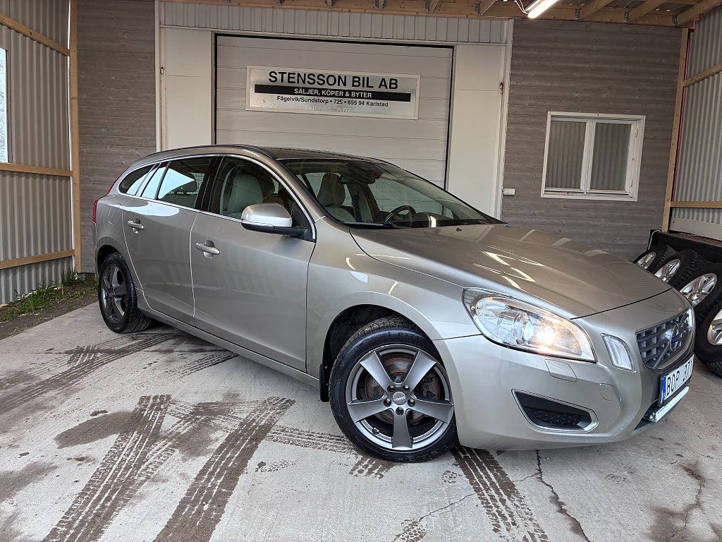 Volvo V60 D2 Momentum 
