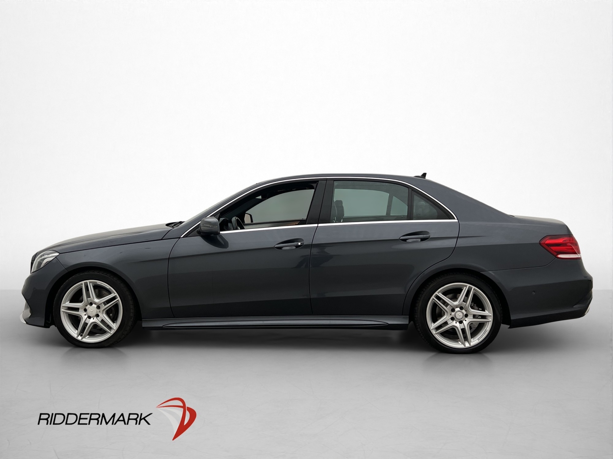 Mercedes-Benz E 2014, photo 4/57