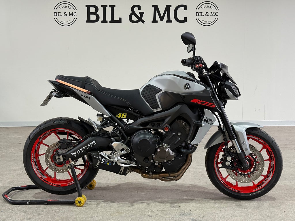 Yamaha MT-09 Helsystem låga mil 0kr insats räntekampanj 