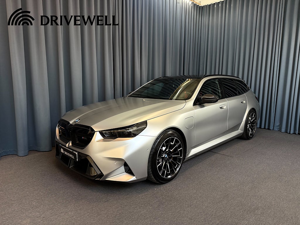 BMW M5 Touring 727hk - Ultimate Package / Kolfiber / Drag