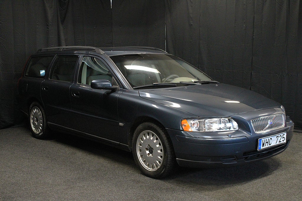 Volvo V70 2.4 Business |Endast "9924 mil"|Drag|SoV-Hjul|140hk