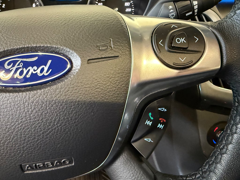 Ford Focus Kombi 1.0 EcoBoost Titanium Keyless S&V-hjul - miniatyr 18