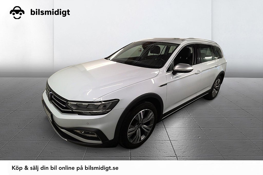 Volkswagen Passat Alltrack 2.0 TDI 4M Drag Värmare ACC Navi MOMS 200hk