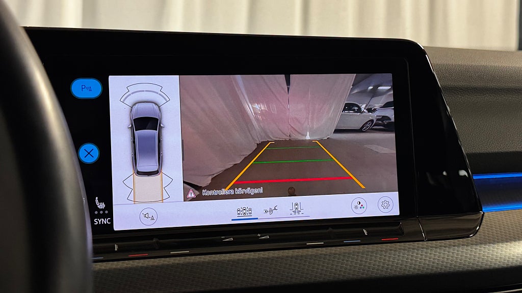 Volkswagen Golf Alltrack 4Motion Alltrack Drag Värmare LED-Ramp Carplay Adaptiv bild 16