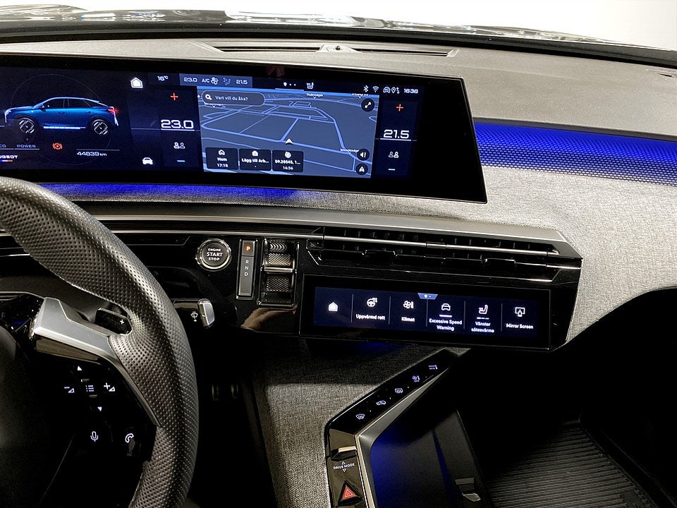 Bild på Peugeot E-3008 GT Ultimate 85kWh 214hk Aut - PANO, FOCAL