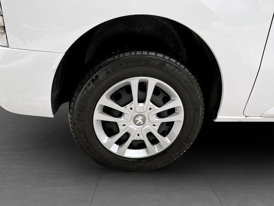 Bild på Peugeot Expert PRO+ 2.0 BHDi 180hk Aut - B-KAMERA, DRAG