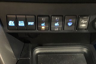 SUV Toyota RAV4 21 av 25
