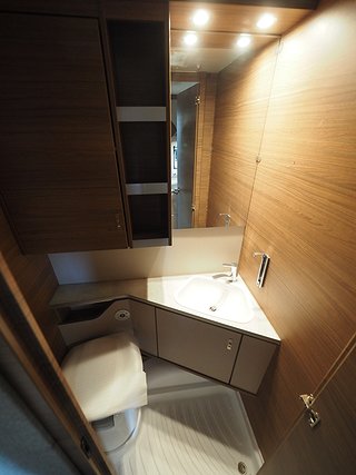 Husvagn, 1-axl Knaus Sport 500 QDK 17 av 19