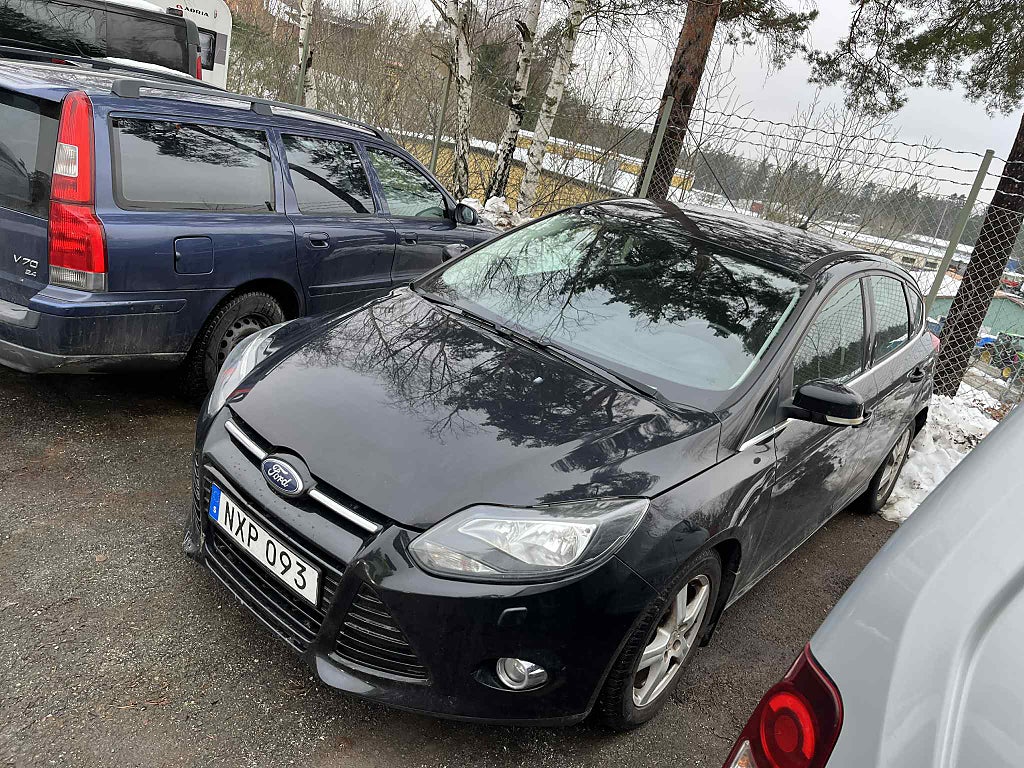 Ford Focus 1.0 EcoBoost Titanium Euro 5, DEFEKT/STARTAR INTE