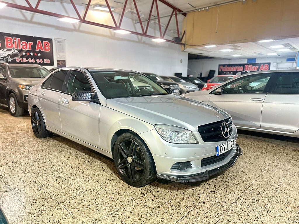 Mercedes-Benz C 200 Kompressor 5G-Tronic Classic Ny Besiktigad 