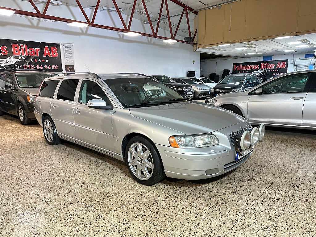 Volvo V70 2.5T Ny kamrem  & Besiktigad 