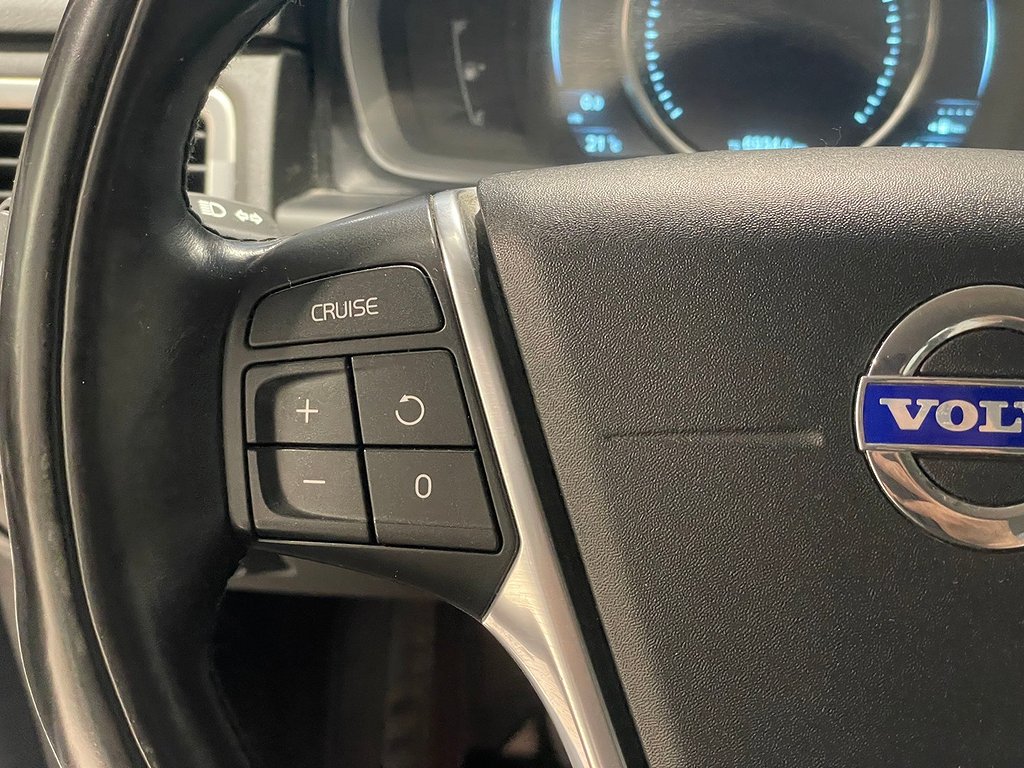 Volvo V70 D4 Momentum | Business Ed | DRAG | Värmare 2014