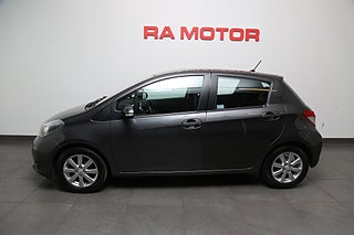 Halvkombi Toyota Yaris 2 av 25