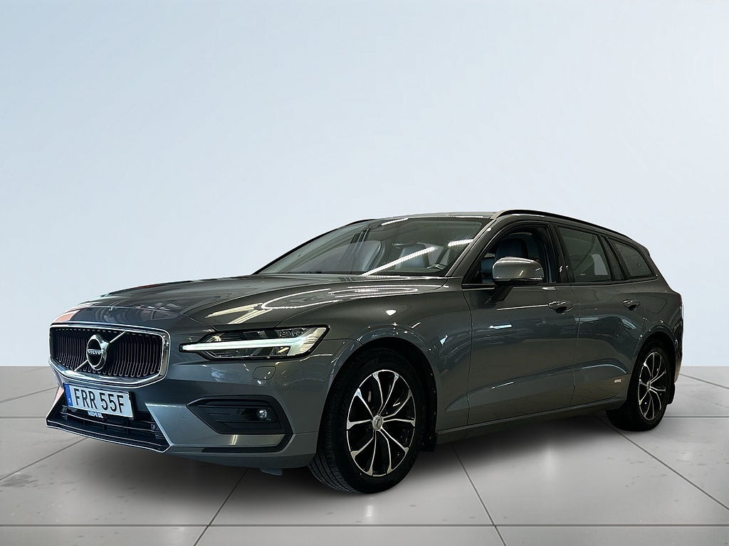 Volvo V60 D4 AWD Momentum Drag Dvärme Bkamera Navigation S&V-däck