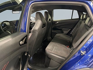 Volkswagen ID.5 GTX S&V-hjul/Dragkrok/360/Pvärm/Ambient/Massage/MOMS – bild 13
