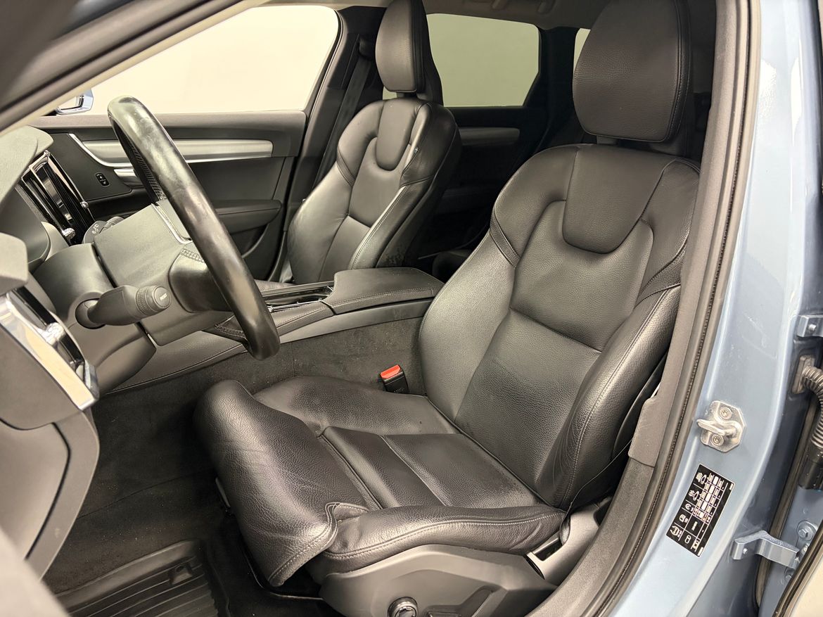 Volvo V90 D4 AWD Momentum Advanced SE II 2020, bild 7/10