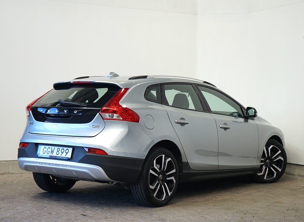 Volvo V40 Cross Country D2 Business Advanced Summum Panorama Värmare 1