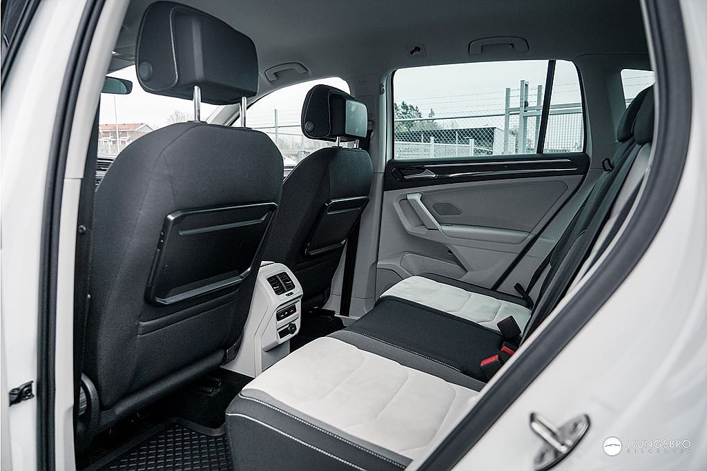 Volkswagen Tiguan 2.0 4M GT 190hk / Cockpit / Drag / B-Kamera