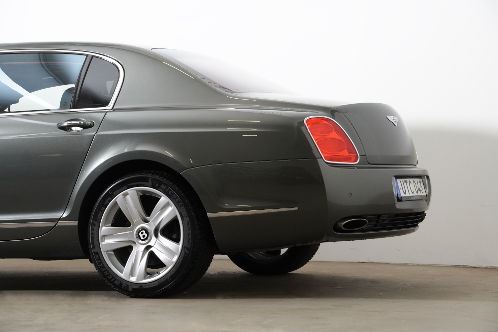 Bentley Continental Flying Spur 6.0l W12 2007, photo 7/54