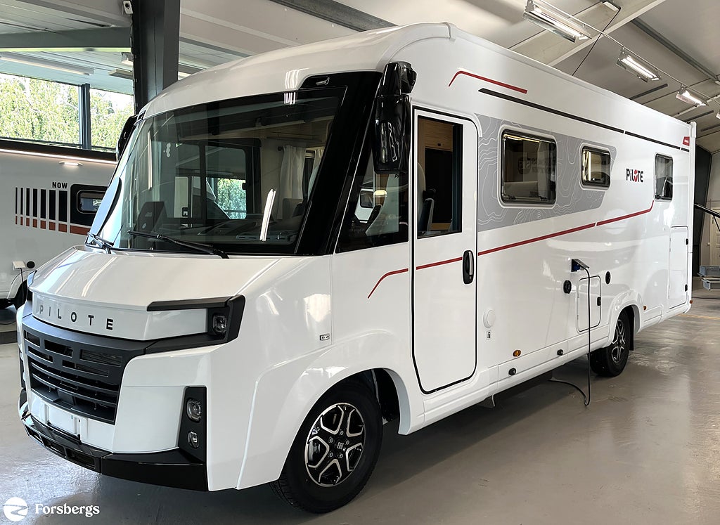 Pilote NYA G740 FC EVIDENCÈ inkl. Inverter! - Finns i hallen nu, välkom