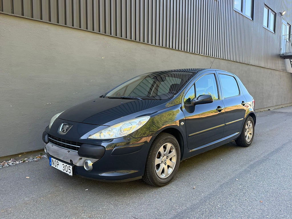 Peugeot 307 5-dörrar 1.6 Bioflex Endast 4.500 Mil 