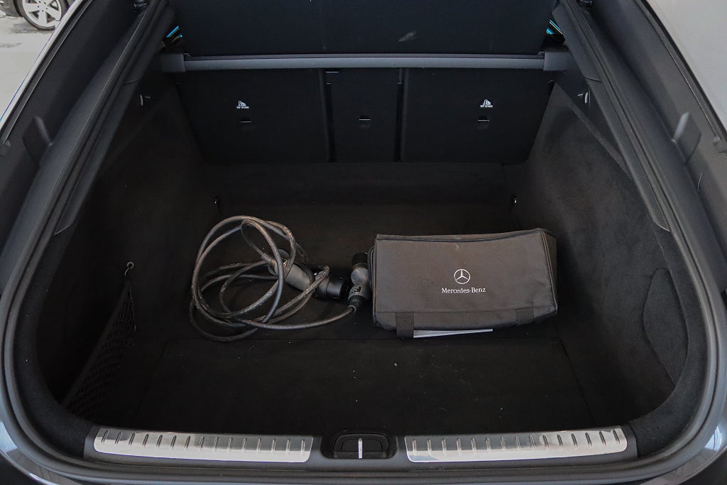 Mercedes-Benz EQS AMG 53 4MATIC+ Premiumpaket+ Kolfiber Panorama (MOMS)