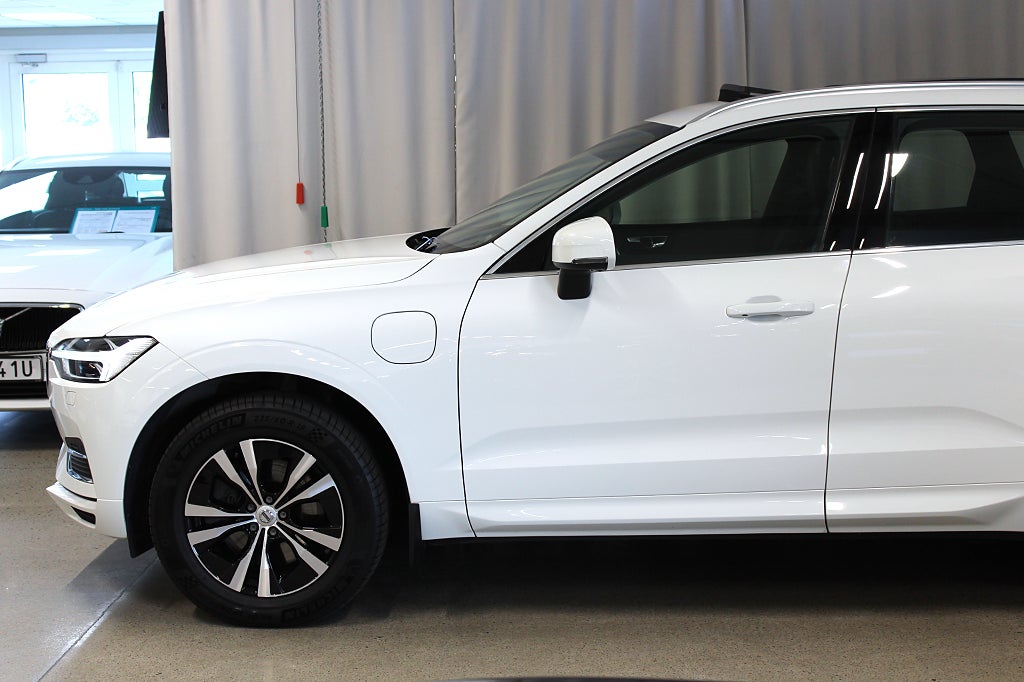 Volvo XC60 T8 392HK Twin Engine AWD Panorama, Drag, B-Kamera, Navi