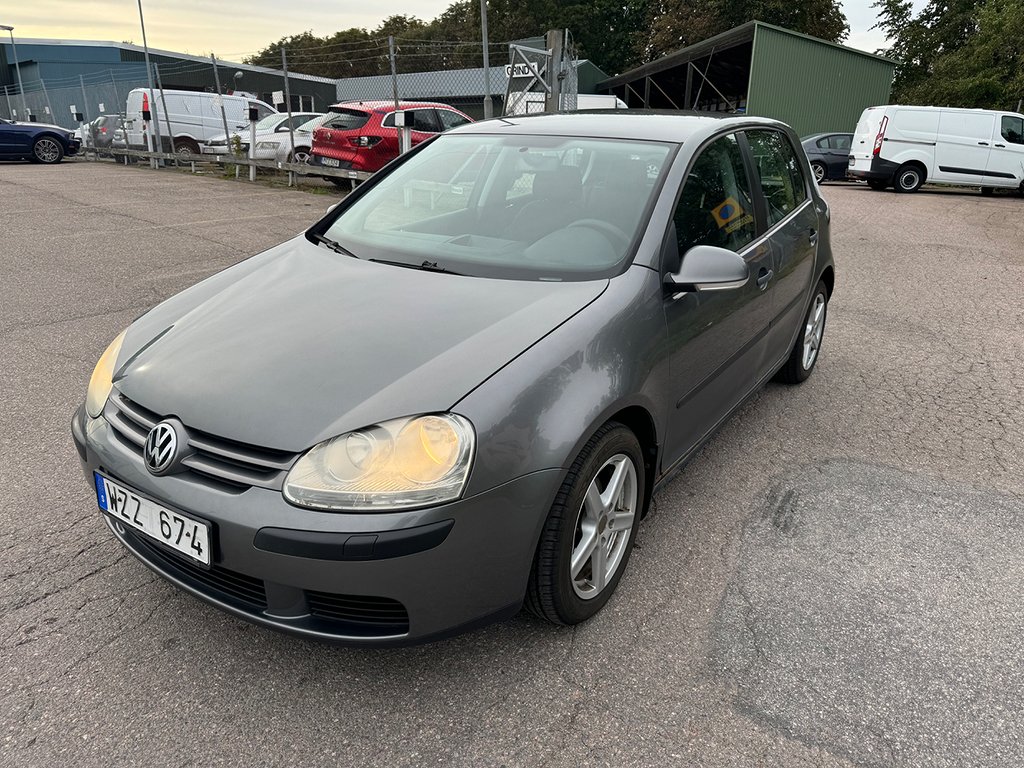 Volkswagen Golf 5-dörrar 1.6 Euro 4/