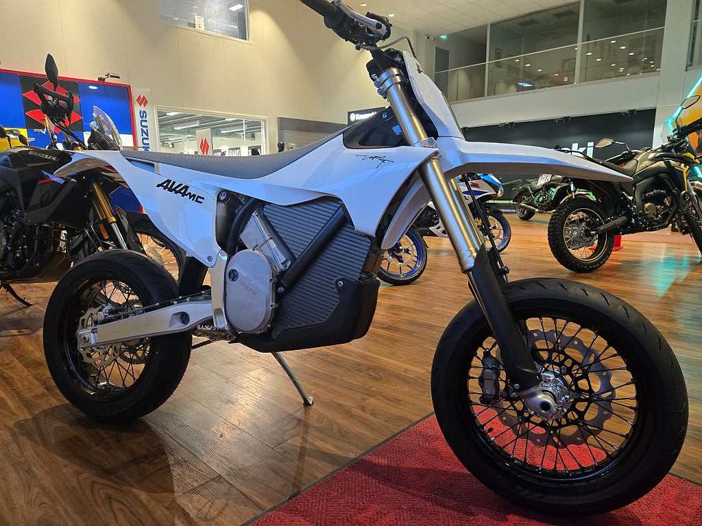 Stark VARG SM SUPERMOTO *BOKA NU* 