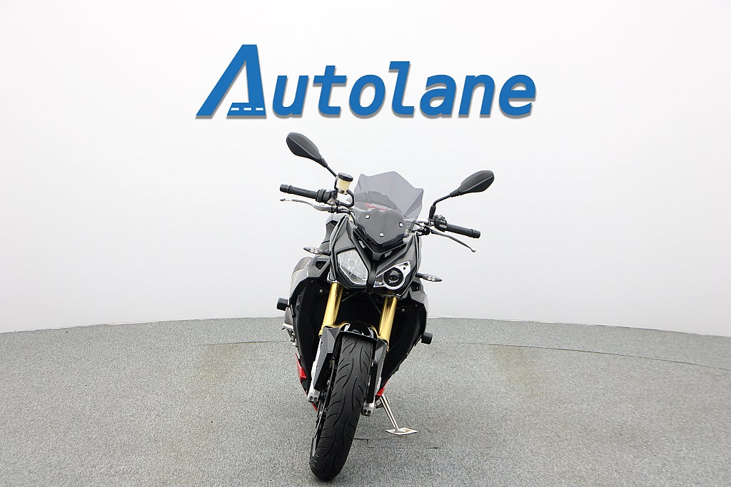 BMW S 1000 R *Dynamik & Sportpaket Nyservad Akrapovic