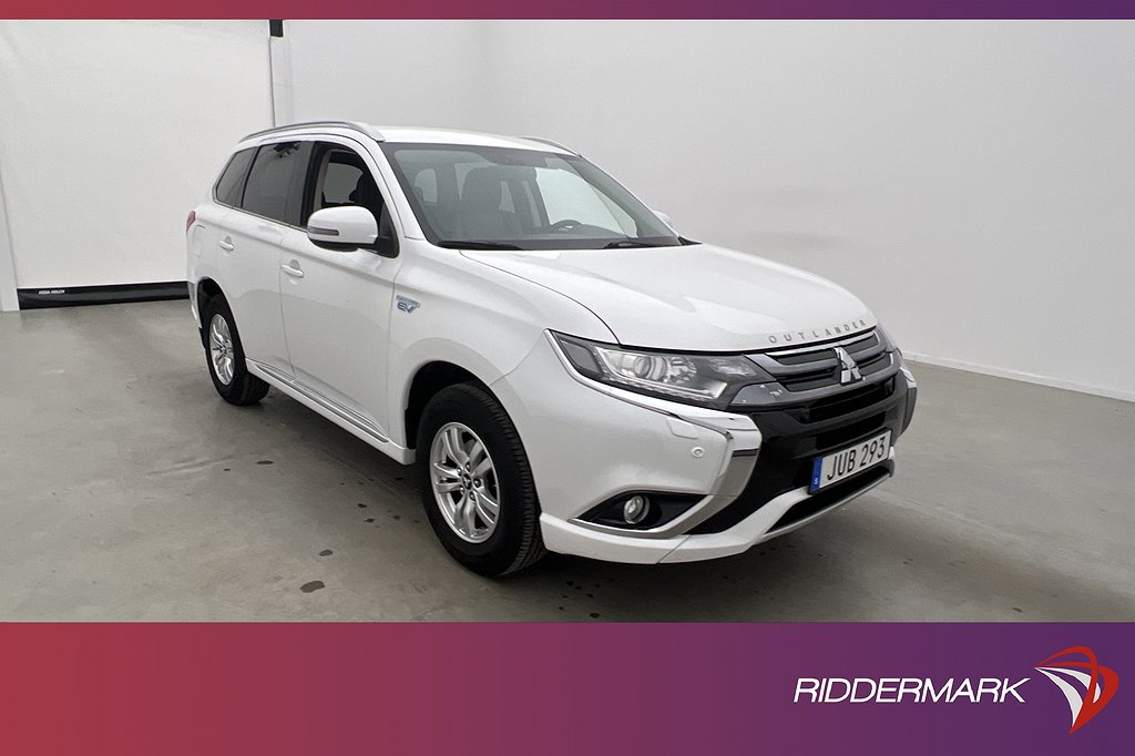 Mitsubishi Outlander PHEV 203hk Kamera Rattvärme Drag