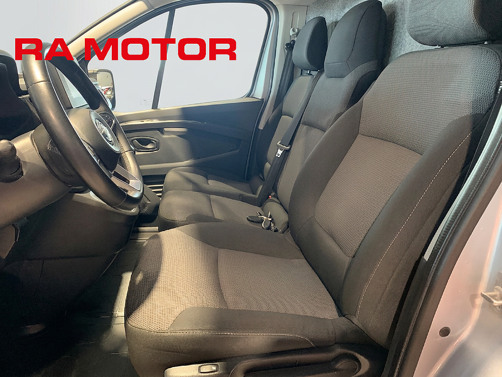 Nissan primastar N-Connecta | Värmare |  Moms | Automat 2022