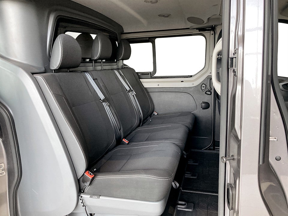 Bild på Renault trafic Crewcab 3.0t 2.0 dCi 170hk Aut 5-SITS B-KAMERA DRAG