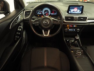 Halvkombi Mazda 3 12 av 19
