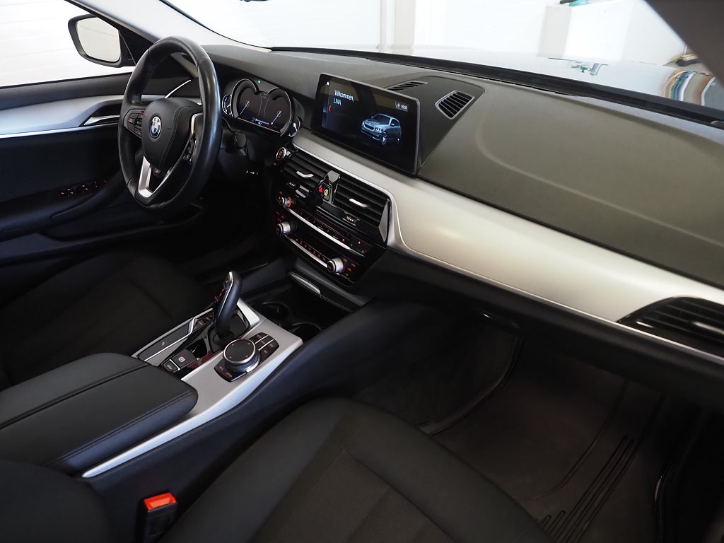 BMW 520 d Touring 190hk Steptronic Backkamera Navi