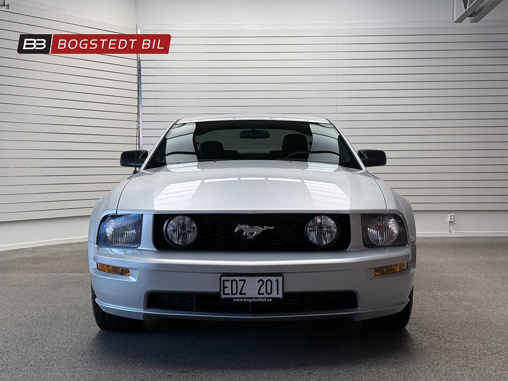 Ford Mustang GT V8 304hk | Mycket fint skick