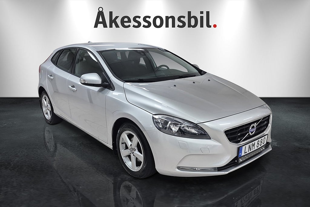 Volvo V40 T3 Kinetic150 hk Man LÅG SKATT
